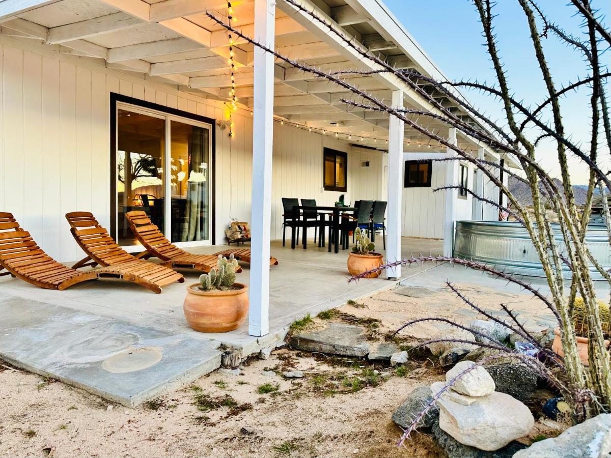 Ravens Nest Ranch, Fire Pit , Views, Near Jt Park! Villa Joshua Tree Exteriör bild