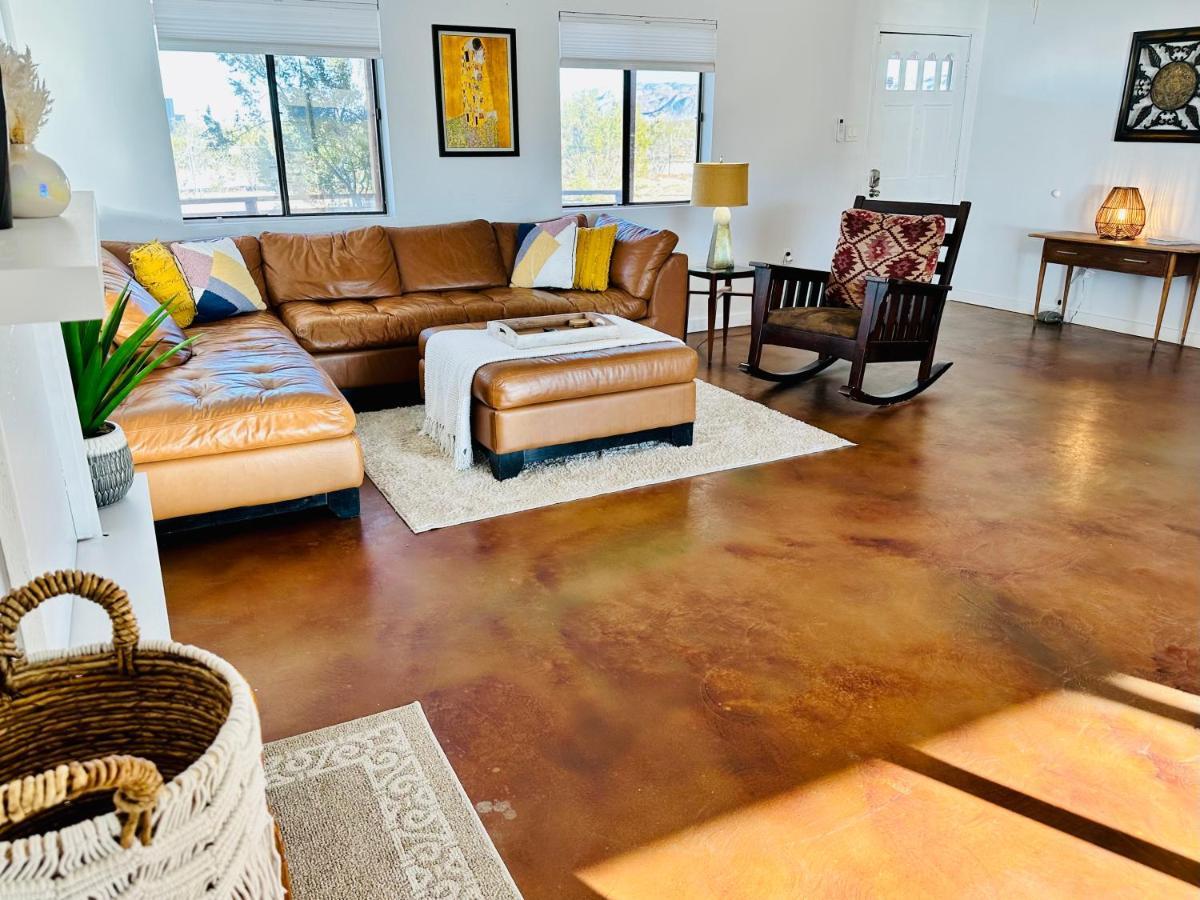 Ravens Nest Ranch, Fire Pit , Views, Near Jt Park! Villa Joshua Tree Exteriör bild