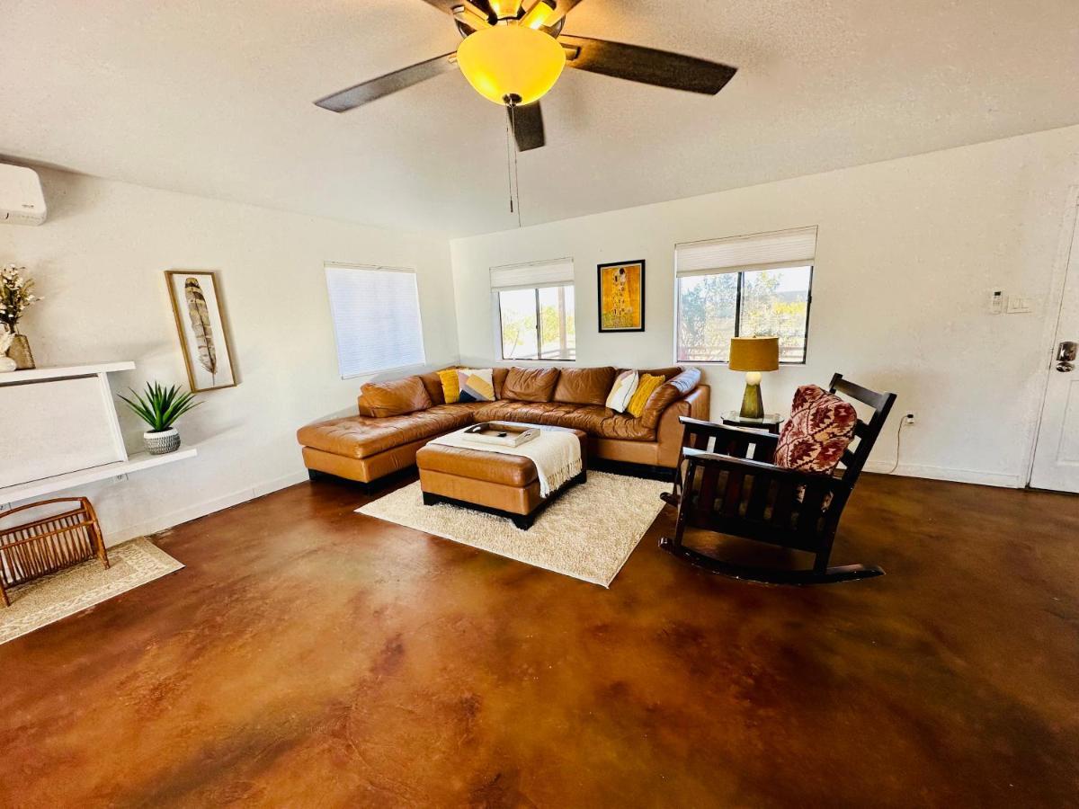 Ravens Nest Ranch, Fire Pit , Views, Near Jt Park! Villa Joshua Tree Exteriör bild