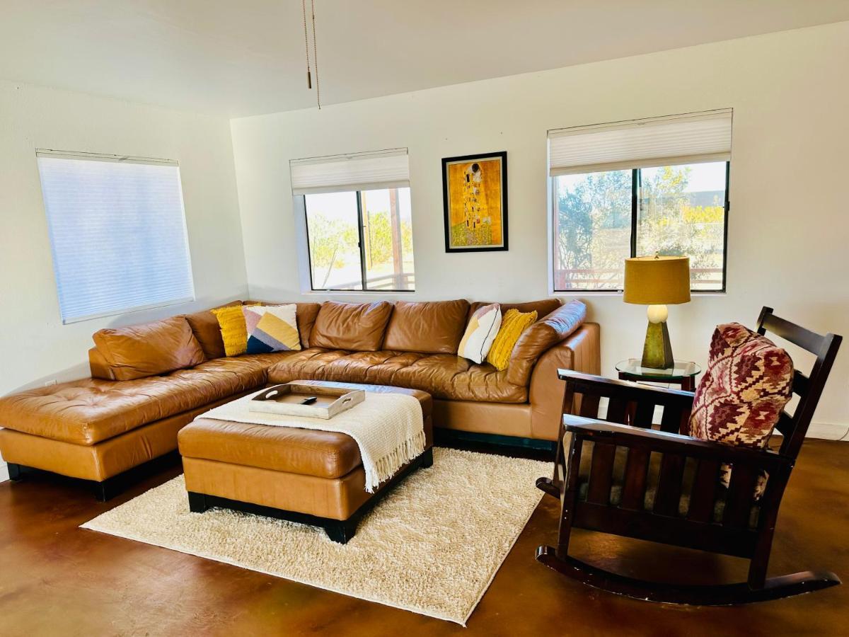 Ravens Nest Ranch, Fire Pit , Views, Near Jt Park! Villa Joshua Tree Exteriör bild