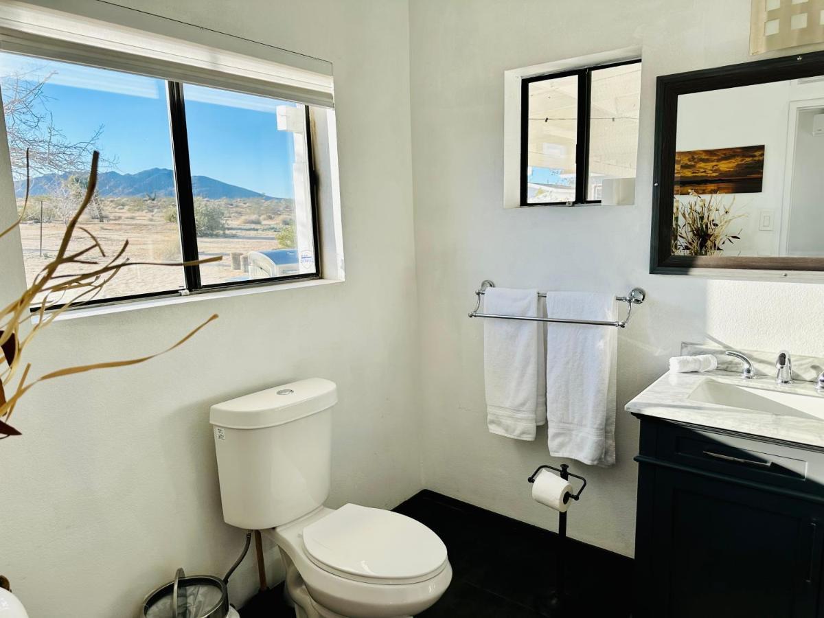 Ravens Nest Ranch, Fire Pit , Views, Near Jt Park! Villa Joshua Tree Exteriör bild